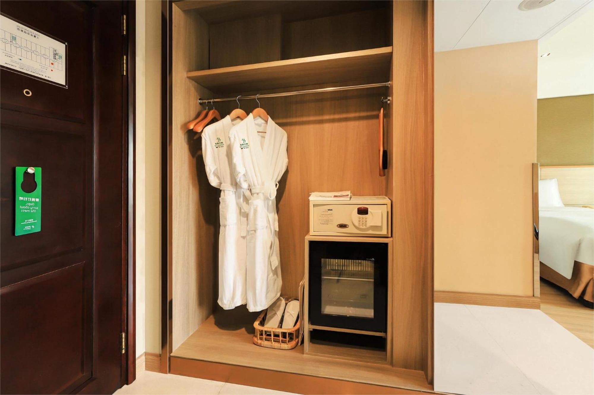 Holiday Inn Shanghai Pudong Nanpu By Ihg Esterno foto