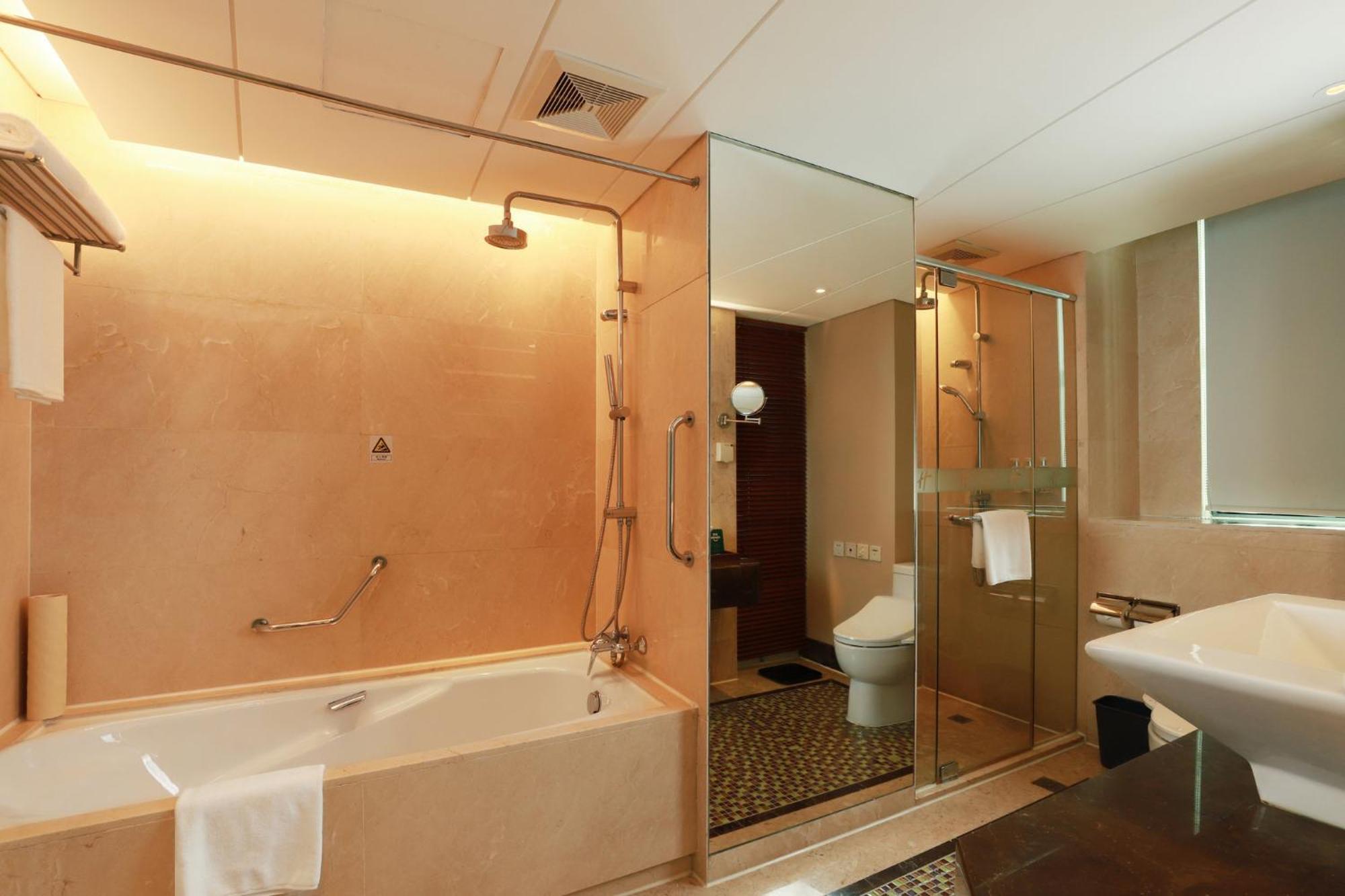 Holiday Inn Shanghai Pudong Nanpu By Ihg Esterno foto