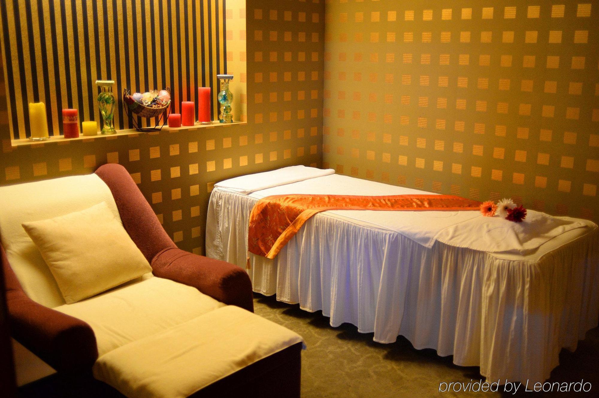 Holiday Inn Shanghai Pudong Nanpu By Ihg Esterno foto